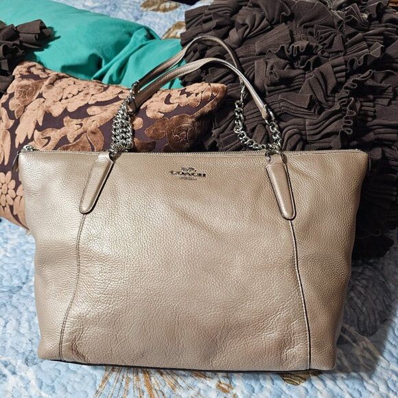 Coach Metallic Ava Chain Tote Purse Shoulder Bag - Picture 1 of 10